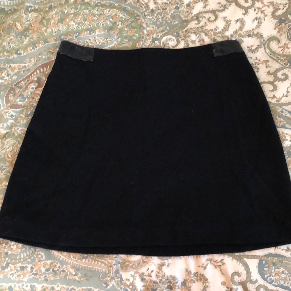 Black Tahari skirt